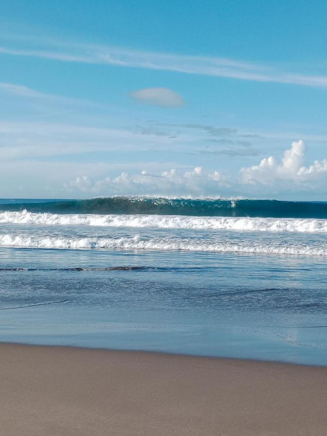 Rumah Nalu Surf Camp Krui Экстерьер фото